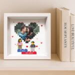 Miniatura de Marco de Madera Corazón con Foto y Muñecos Lego con Texto personalizado