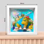 Miniatura de Marco de Madera con Muñecos Lego Viajando por el Mundo con Texto personalizado