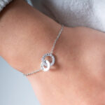 Miniatura de Pulsera de Mujer Aros Cruzados con Nombres personalizados