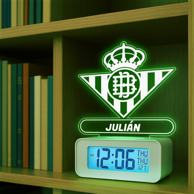 Reloj Despertador con Luz Escudo Betis Personalizado