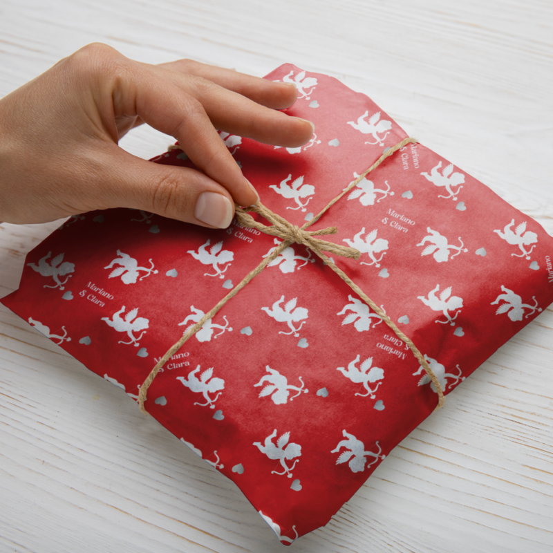 Papel de Regalo Cupido con Nombres personalizados