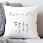 Miniatura de Cojín el Jardín de Mamá con Nombres personalizados