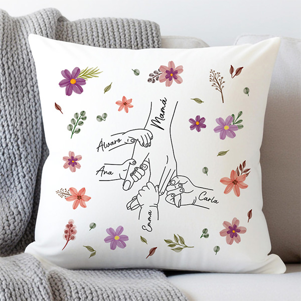 Cojín para Mamá con Manos y Nombres personalizados