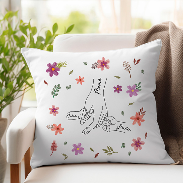 Cojín para Mamá con Manos y Nombres personalizados