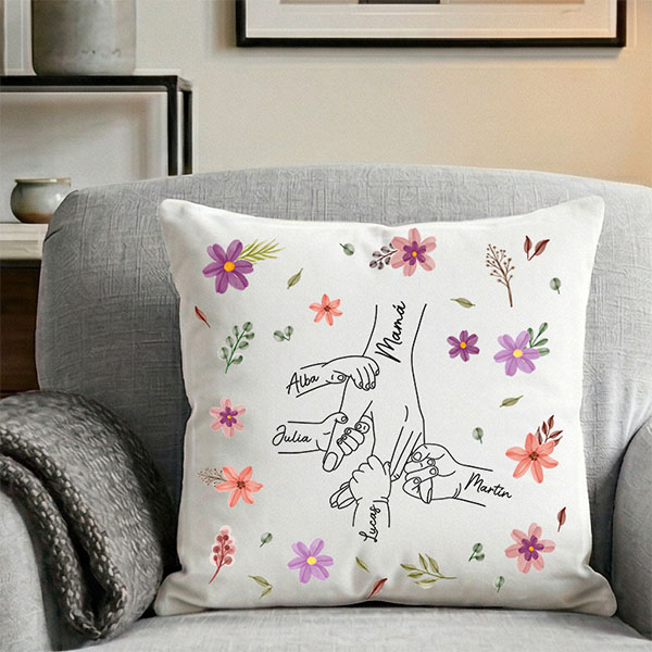 Cojín para Mamá con Manos y Nombres personalizados