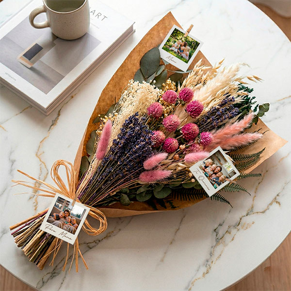 Ramo de Flores para Mamá con Fotos personalizadas