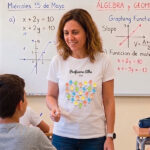 Miniatura de Camiseta Manos para Profes con Nombres personalizados
